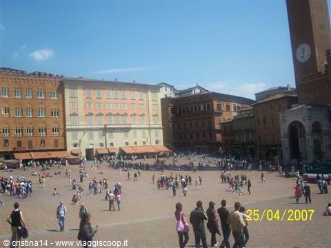 La bellissima Piazza Del Campo