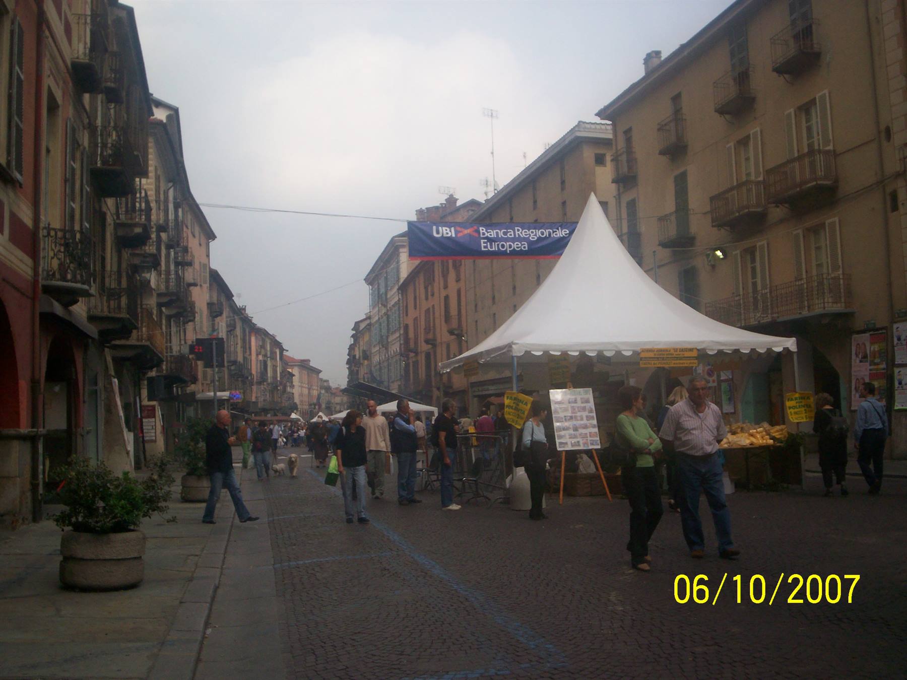 Via Roma,panoramica Stand
