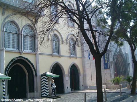 il palazzo del governo e il convento do carmo