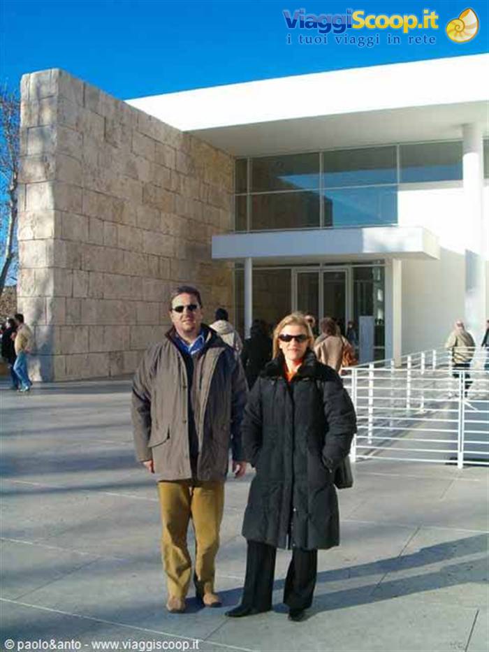 noi all'ingresso