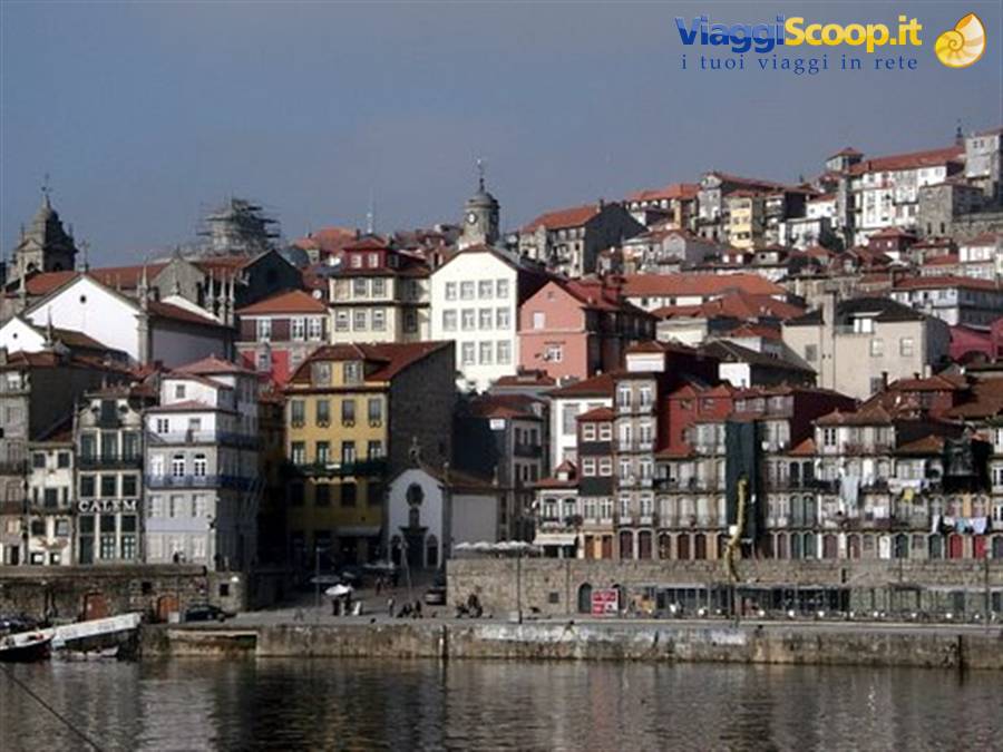PORTO, LA RIBEIRA, QUARTIERE ANTICO, PATRIMONIO DELL'UMANITA' SECONDO UNESCO