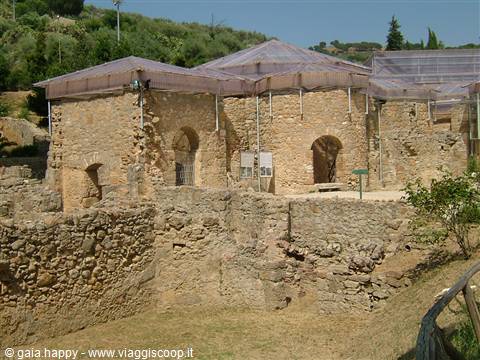 L'esterno della villa