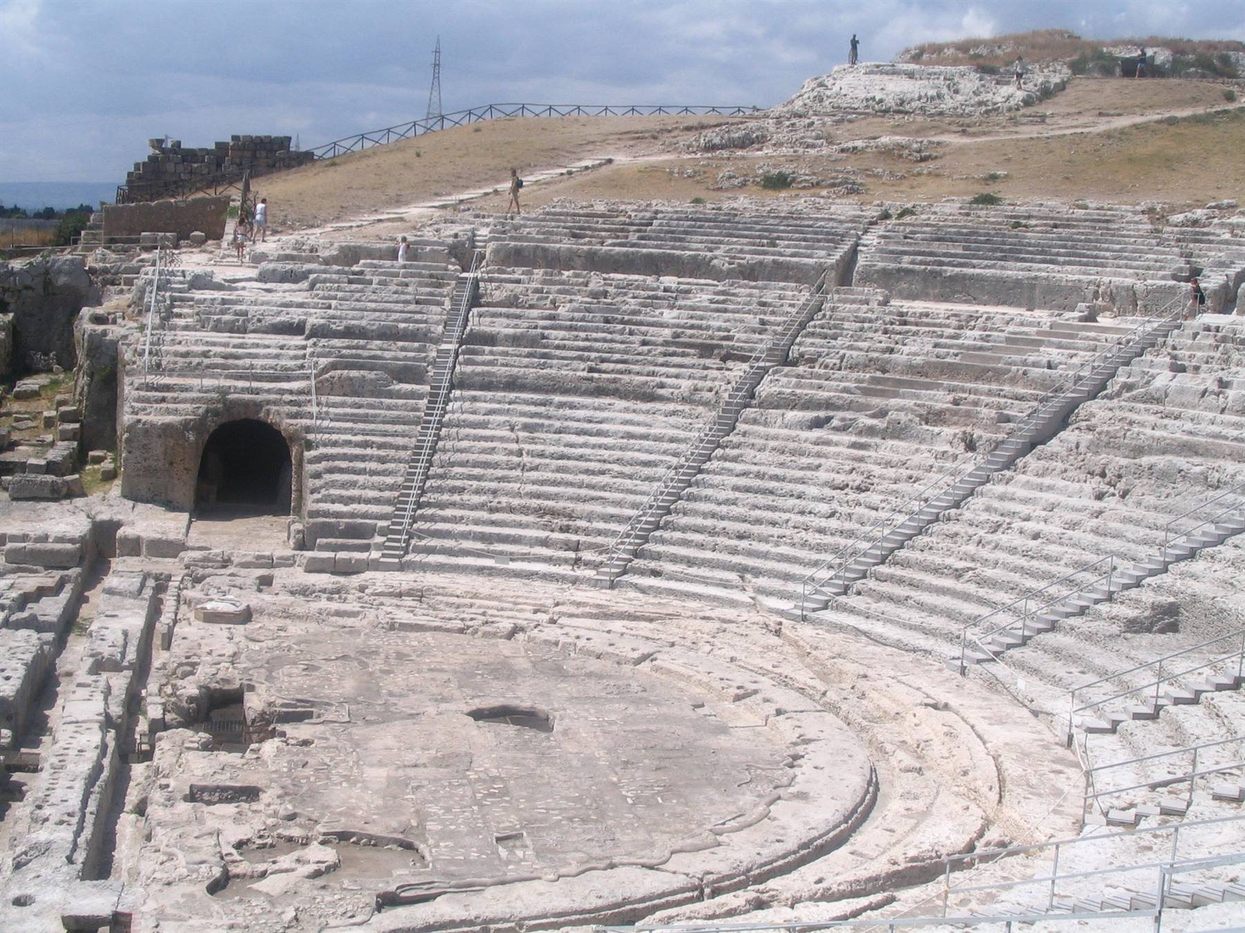 29 agosto 2005: foto di mio fratellino a spasso per Siracusa