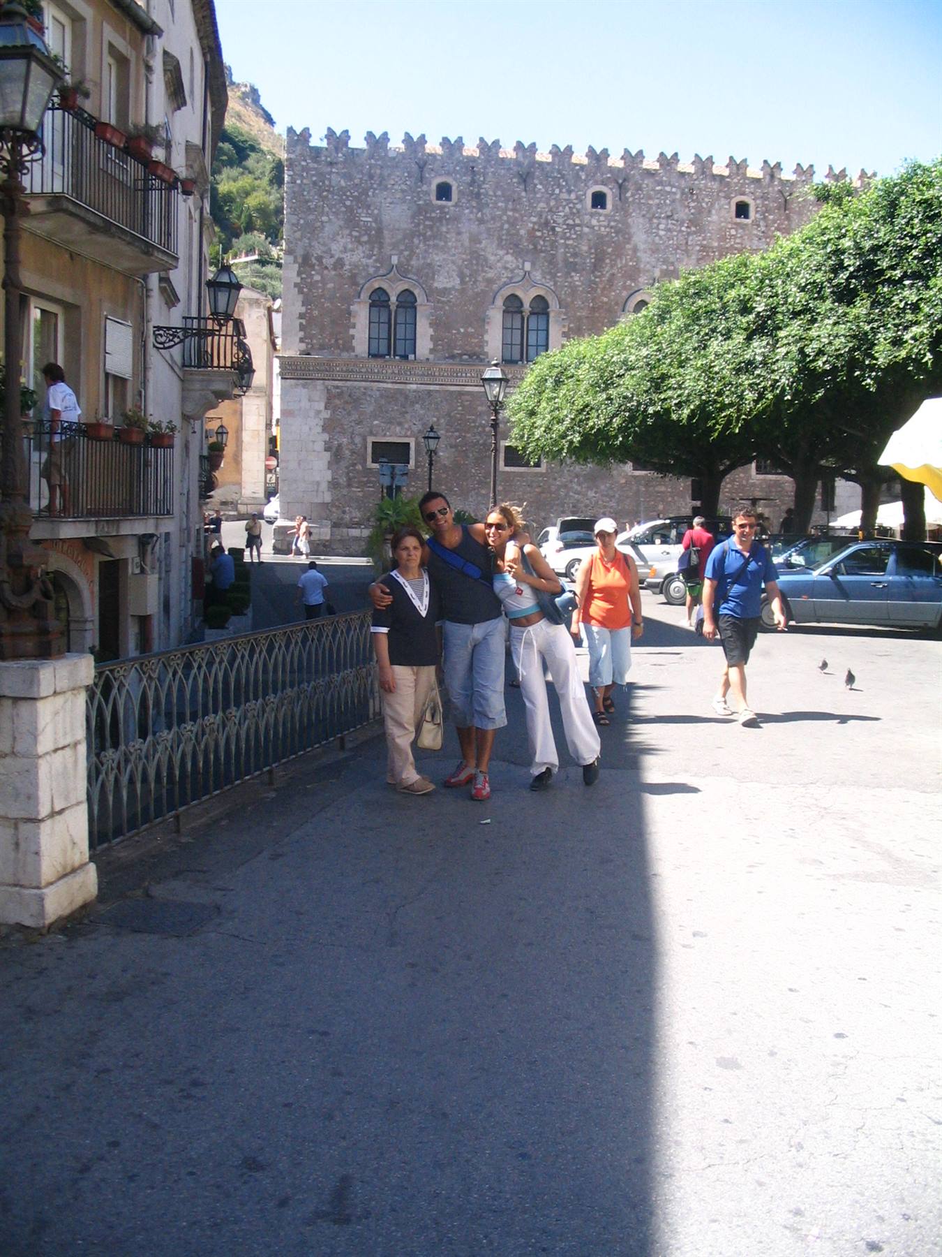 Via Teatro Greco