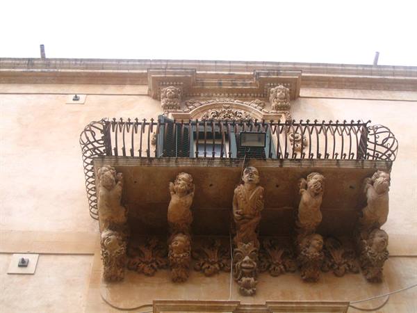 In giro per Noto
