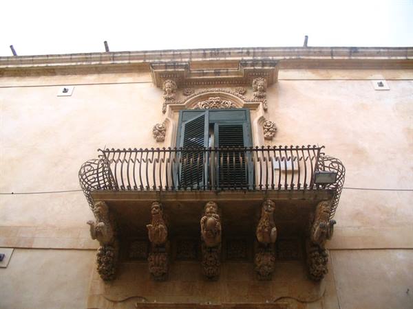 In giro per Noto