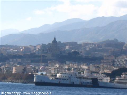 La Sicilia dal traghetto
