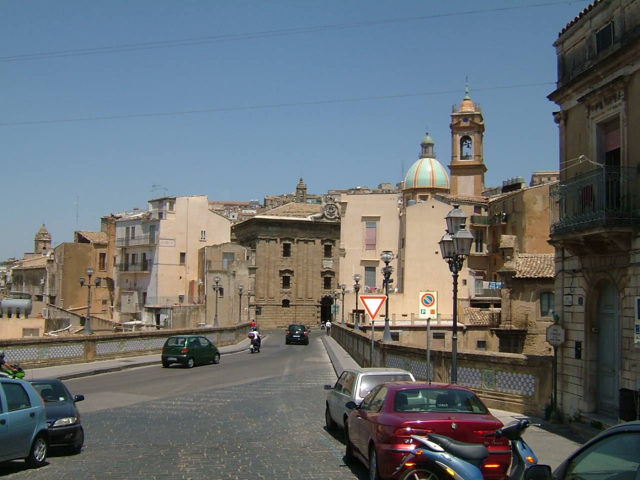 Via Roma