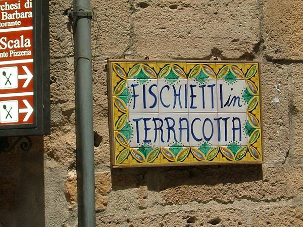 in giro per Caltagirone