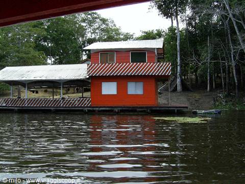 casa su rio negro