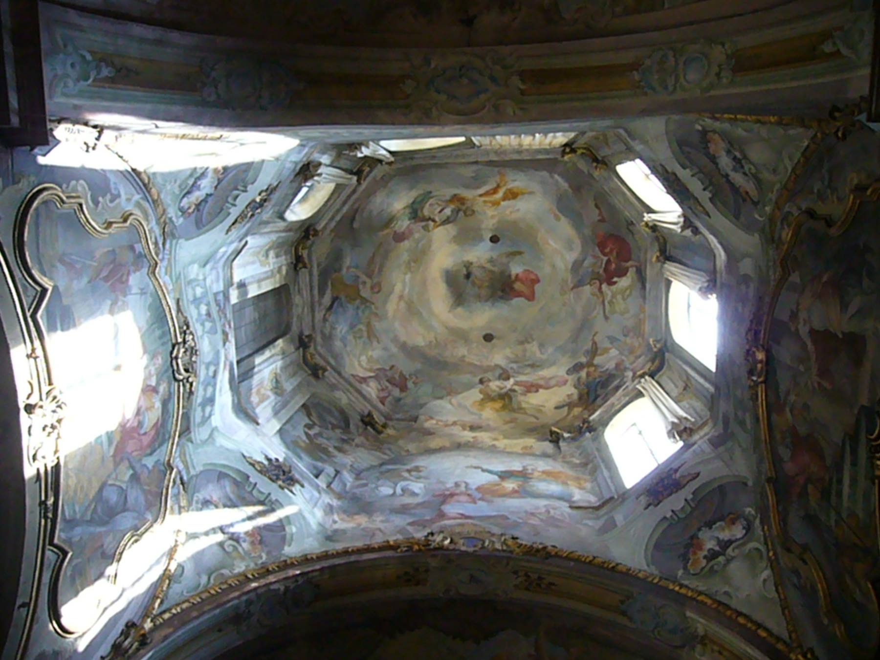 ORTA - INTERNO DELLA CHIESA