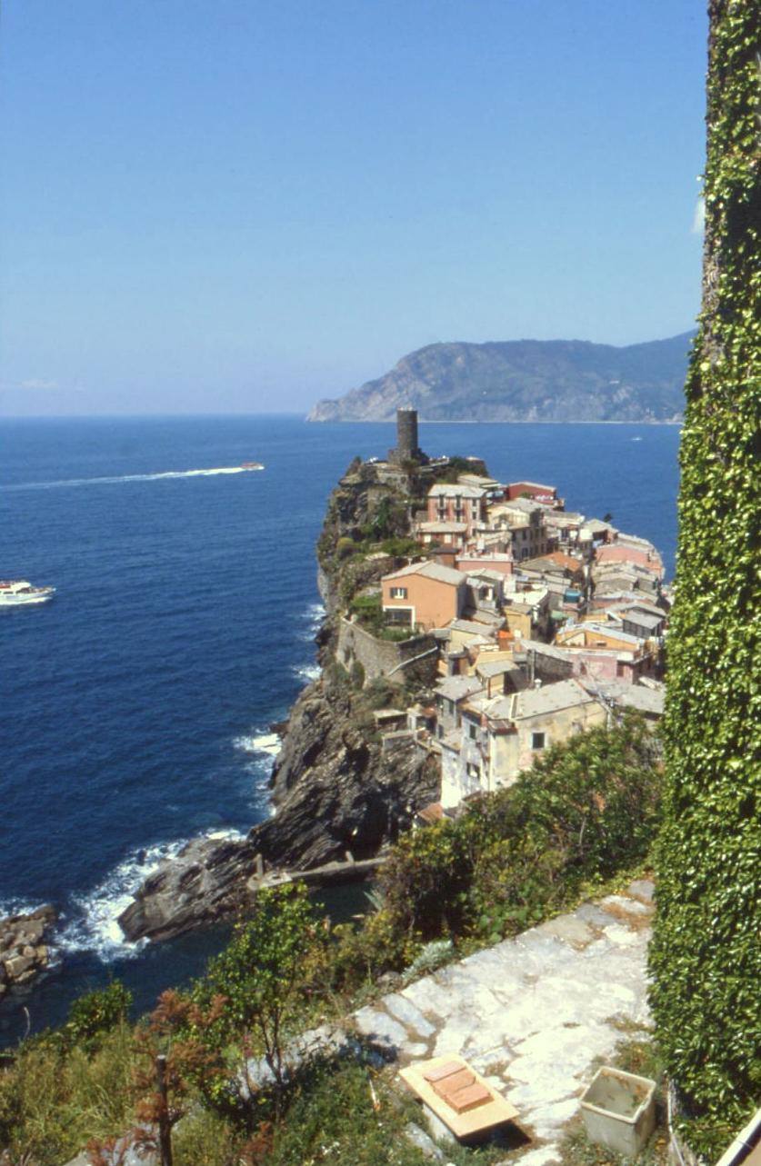 VERNAZZA