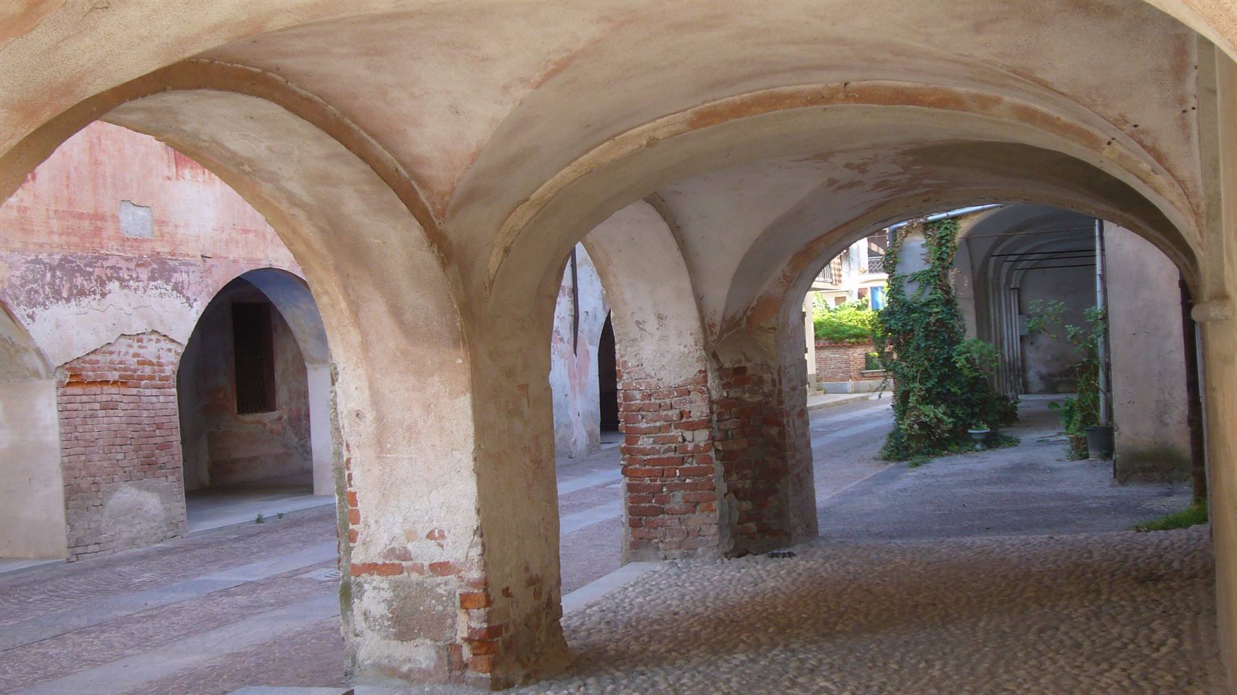 ROCCA DE BALDI