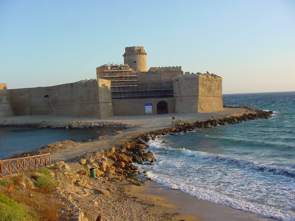 LE CASTELLA