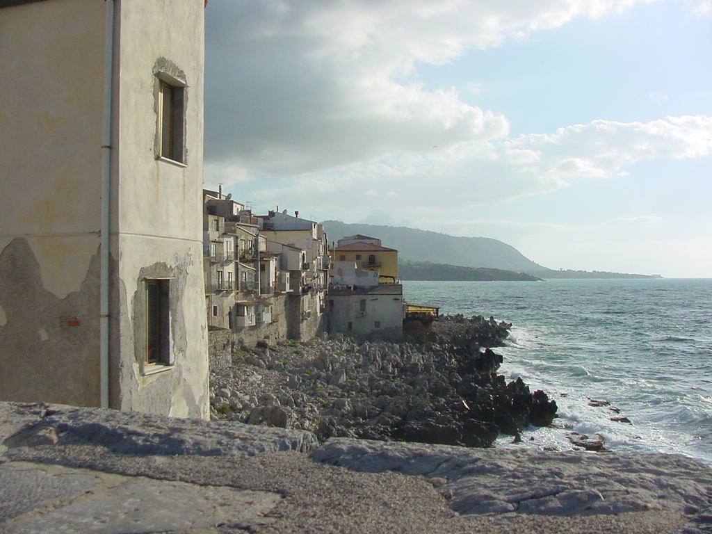 CEFALU'