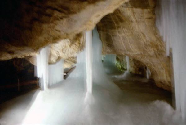 GROTTA DI GHIACCIO DI DEMANOVSKA