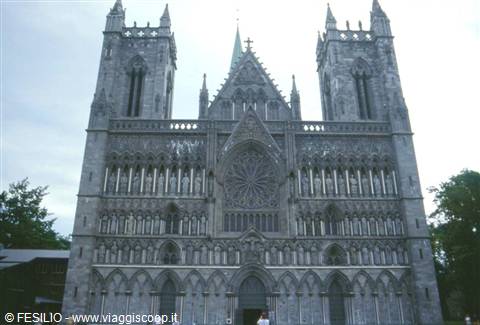TRONDHEIM - LA CATTEDRALE