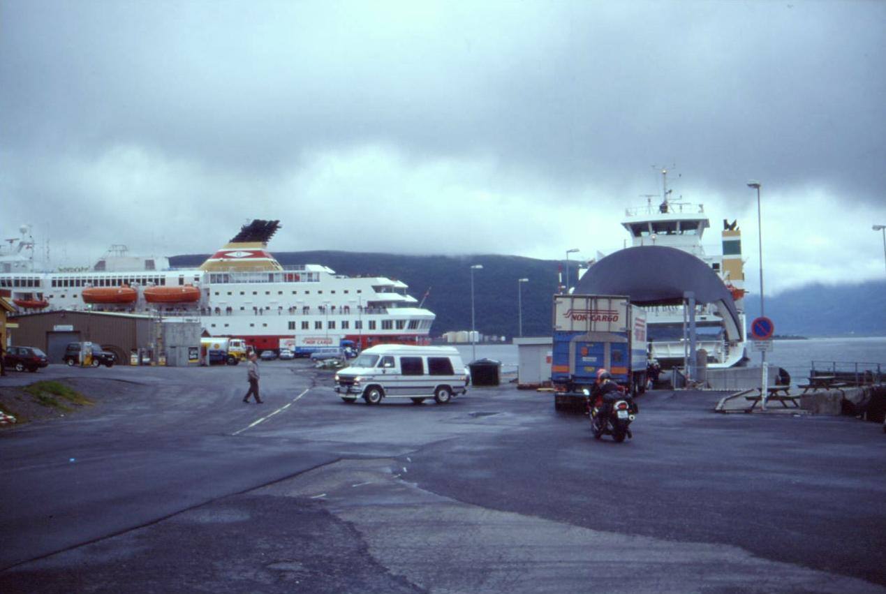 VERSO NESNA - TRAGHETTO