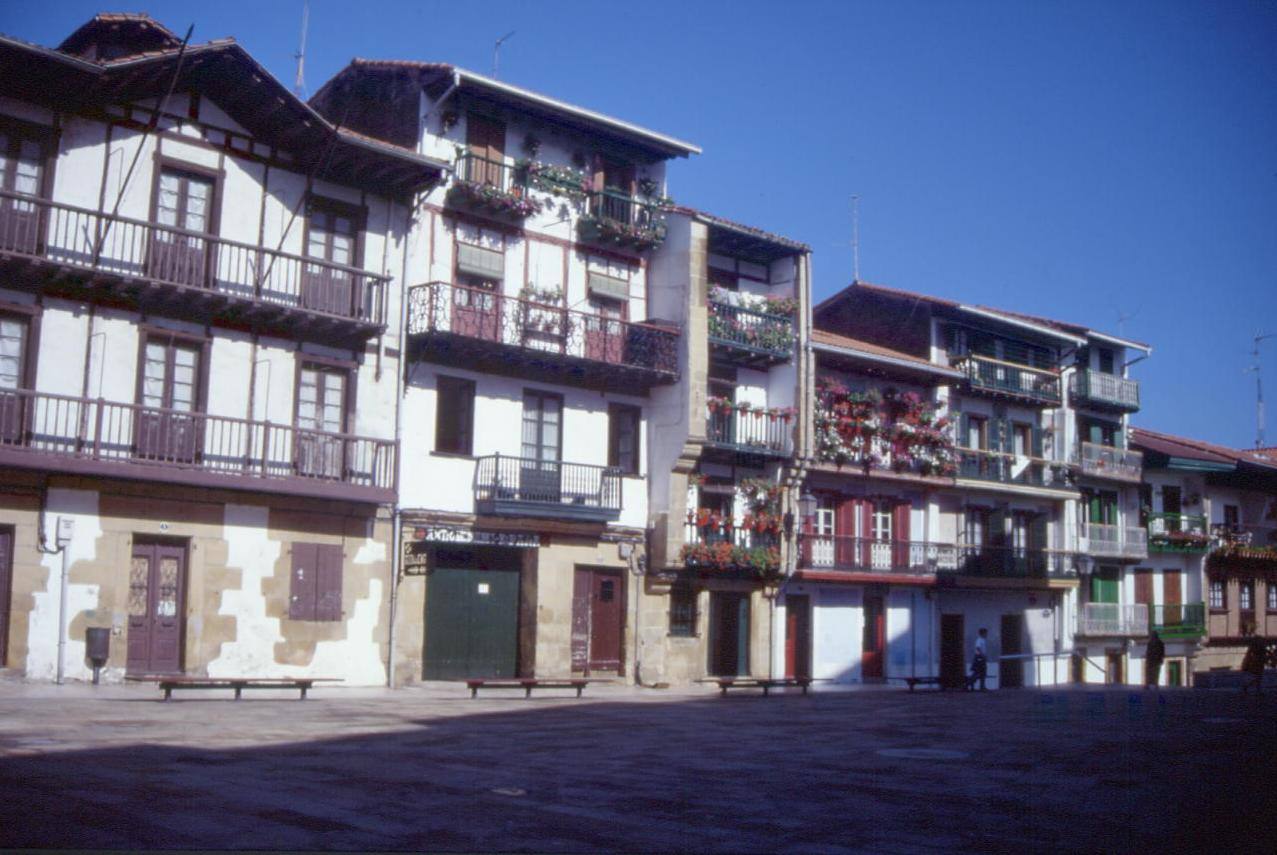 HANDARRIBIA