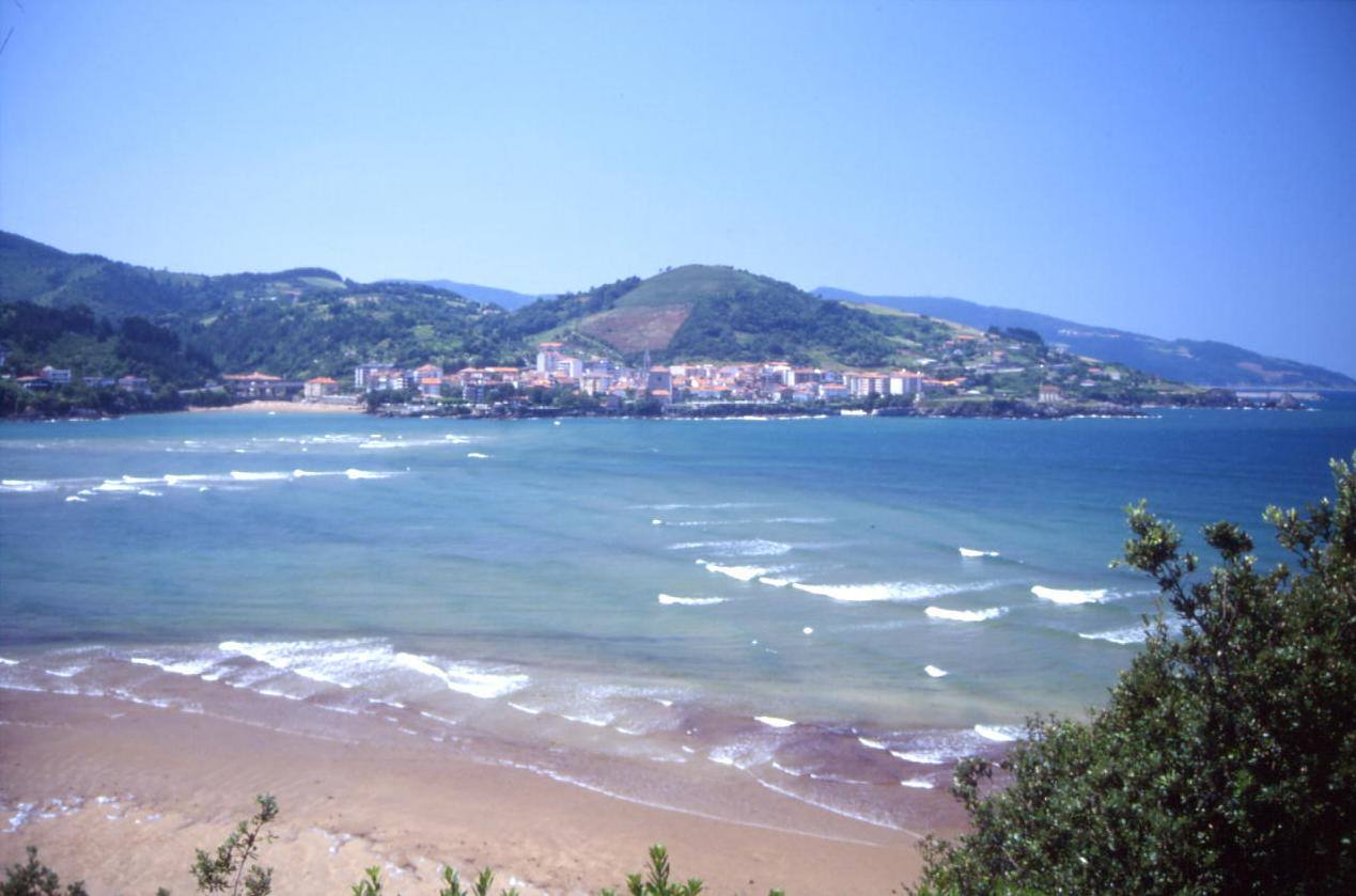 VERSO CASTRO URDIALES