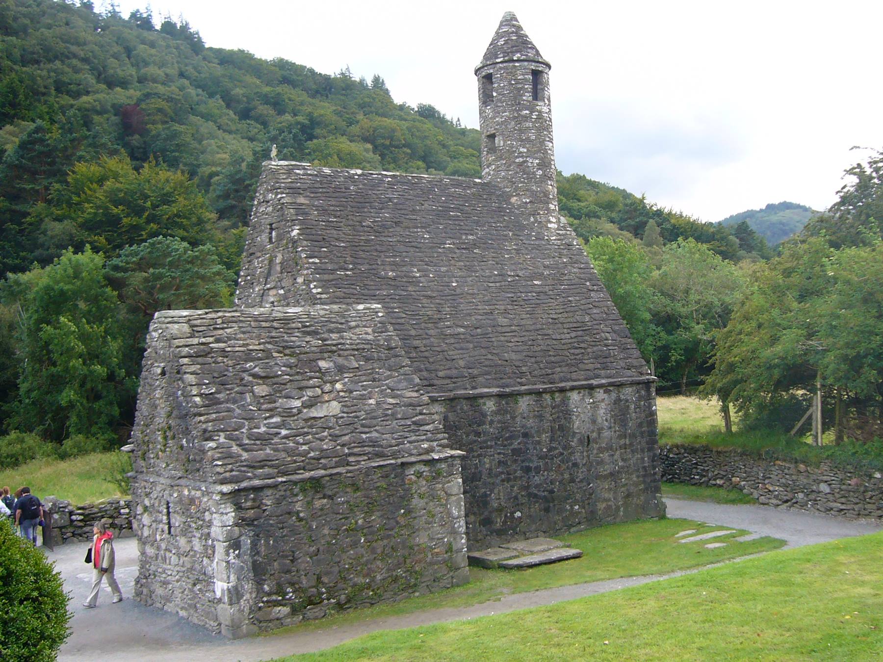GLENDALOUGH