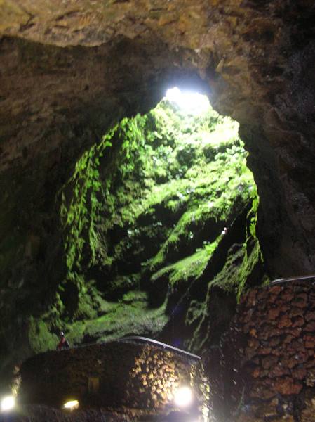Il vulcano vuoto: Algar do Carvao