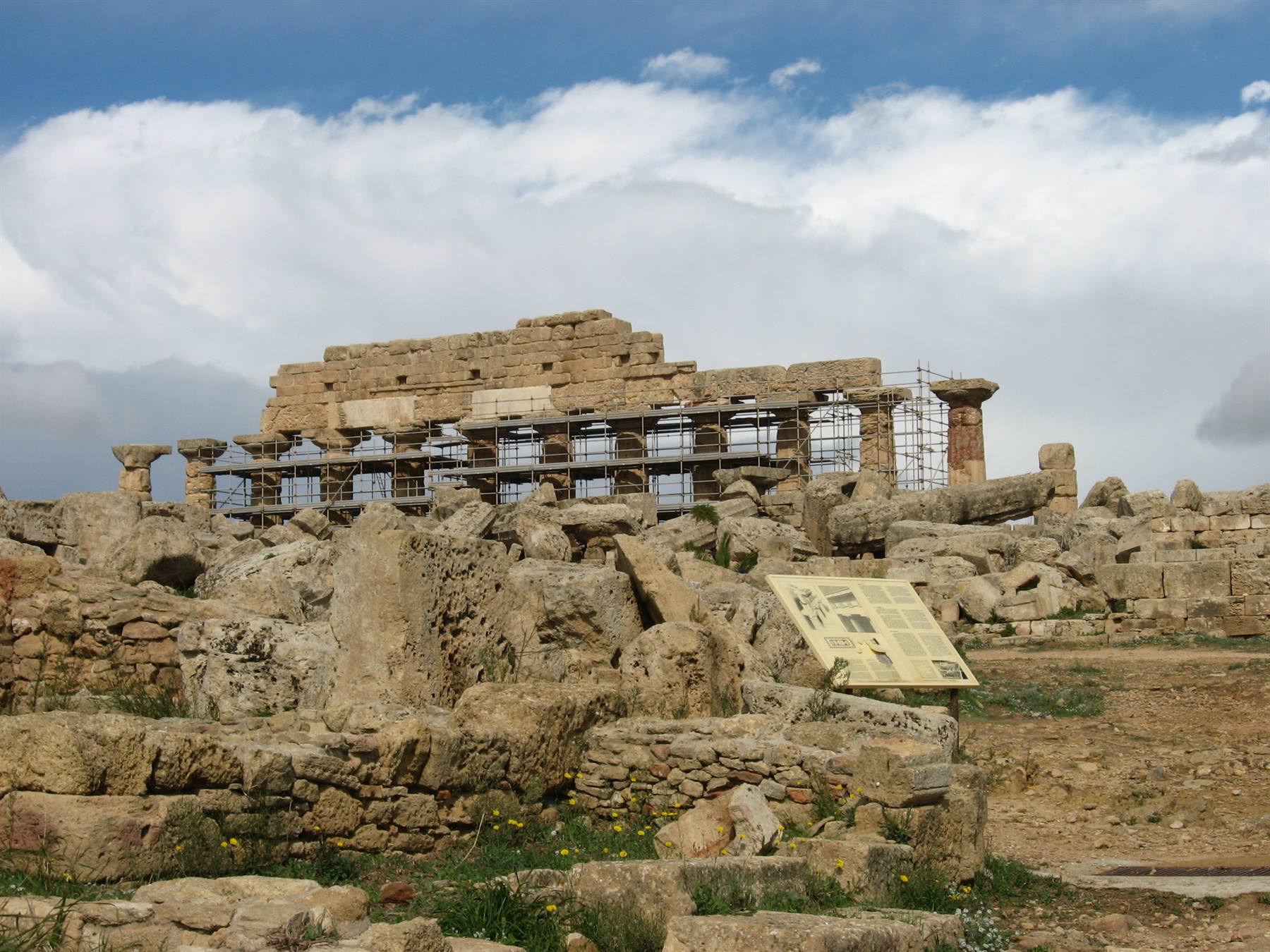 Selinunte : l'Acropoli e il tempio di Apollo ?