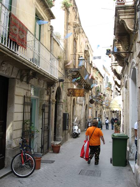 vicolo