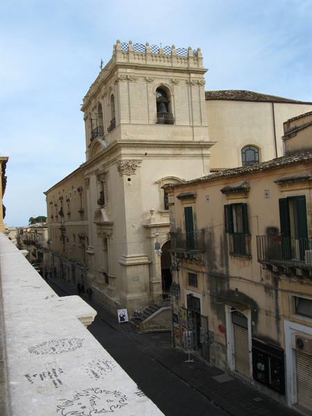 Noto : torre campanaria