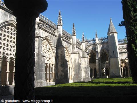 Batalha : un chiostro stupendo