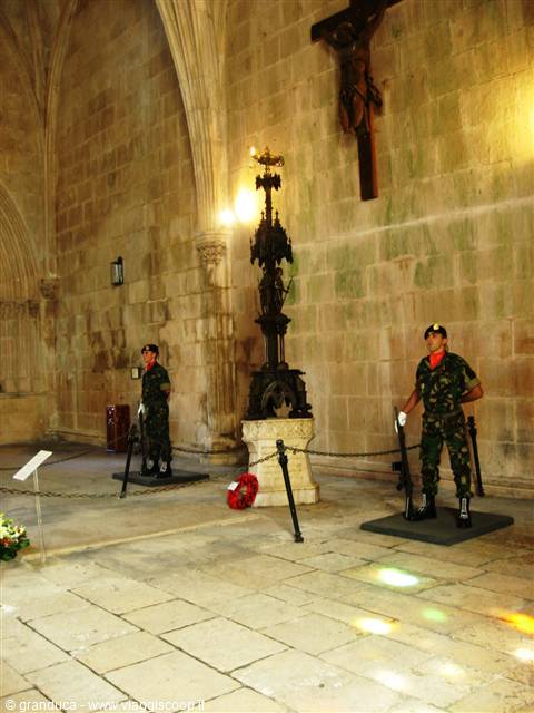 Batalha : onore al milite ignoto