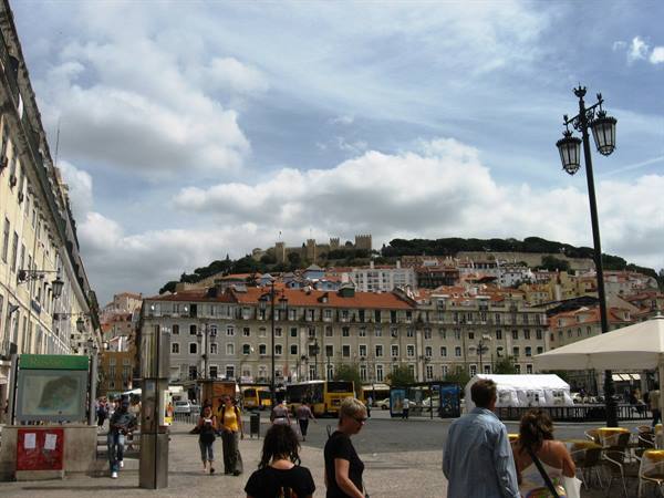 Plaza de Figueira e Castello di San Giorgio