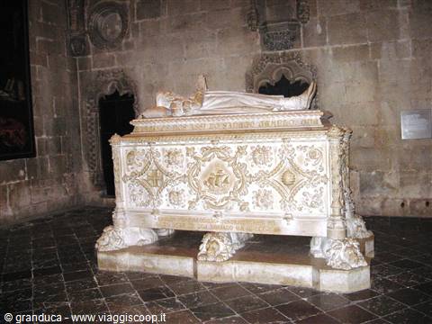 Il Convento dei Gironimiti : tomba di Vasco de Gama