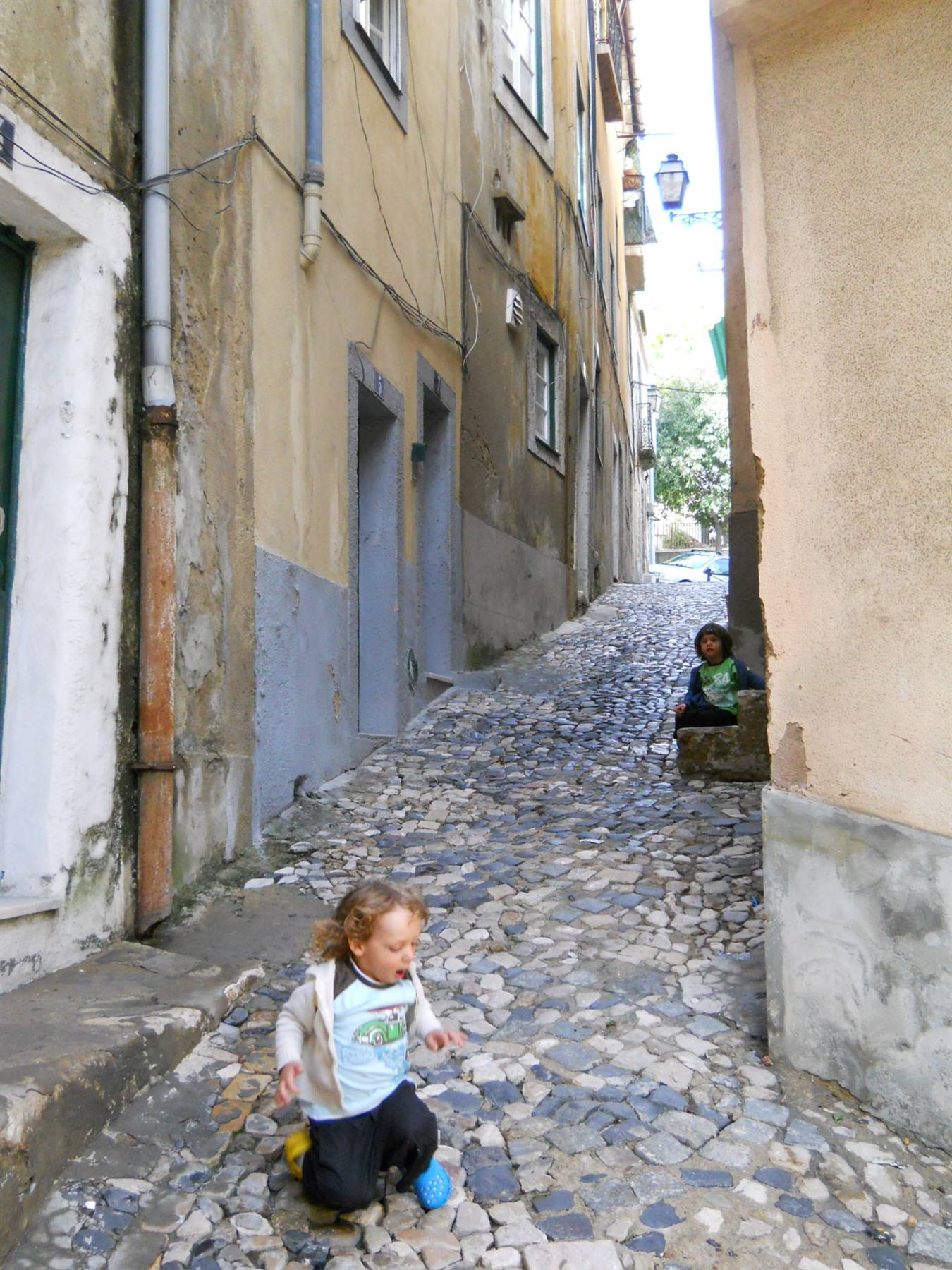 Lisbona - un angolo dell'Alfama
