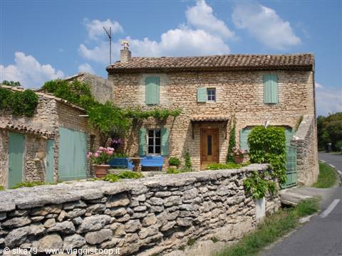 Gordes - Provenza