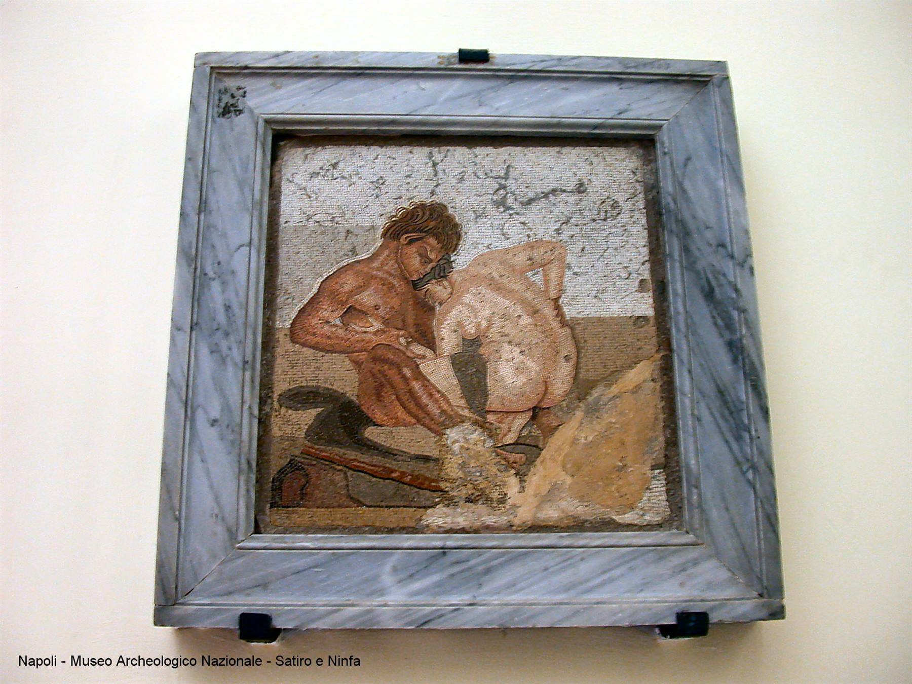 Napoli - Museo Archeologico Nazionale - Satiro e Ninfa