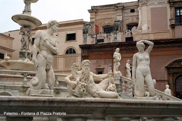 Palermo - la fontana di Piazza Pretoria