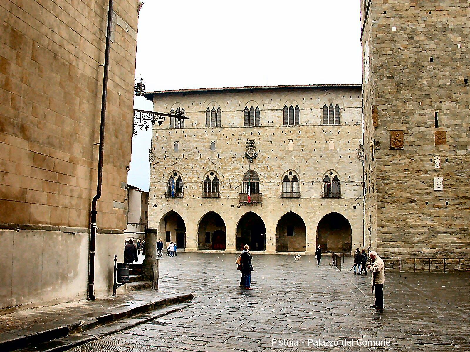 Pistoia - Palazzo del Comune