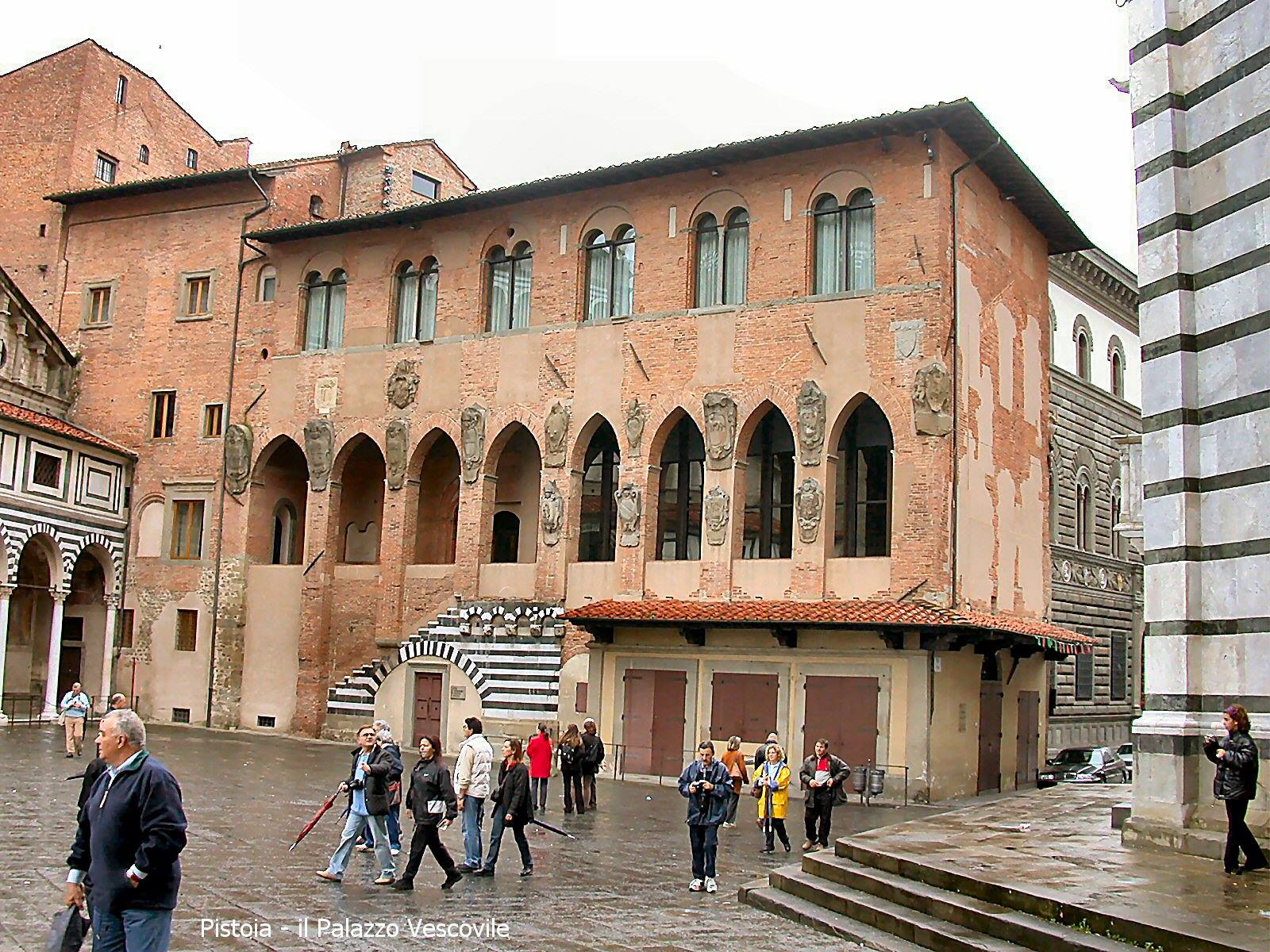 Pistoia - Palazzo Vescovile