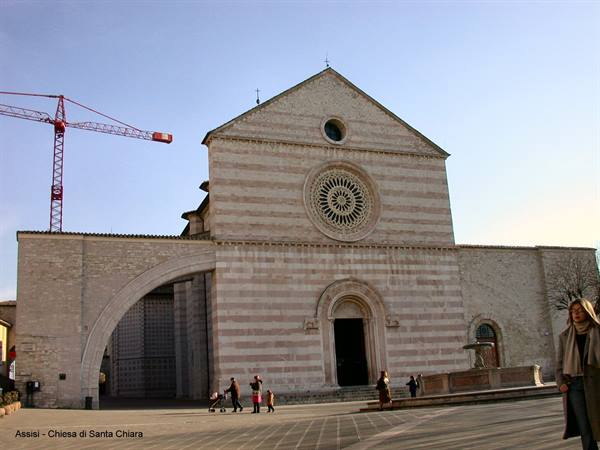 Assisi - Chiesa di Santa Chiara