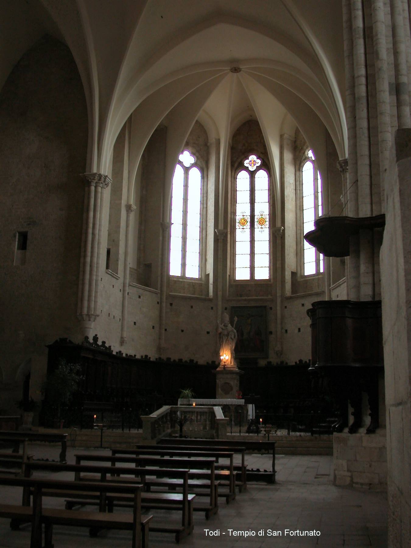 Todi - Tempio di San Fortunato