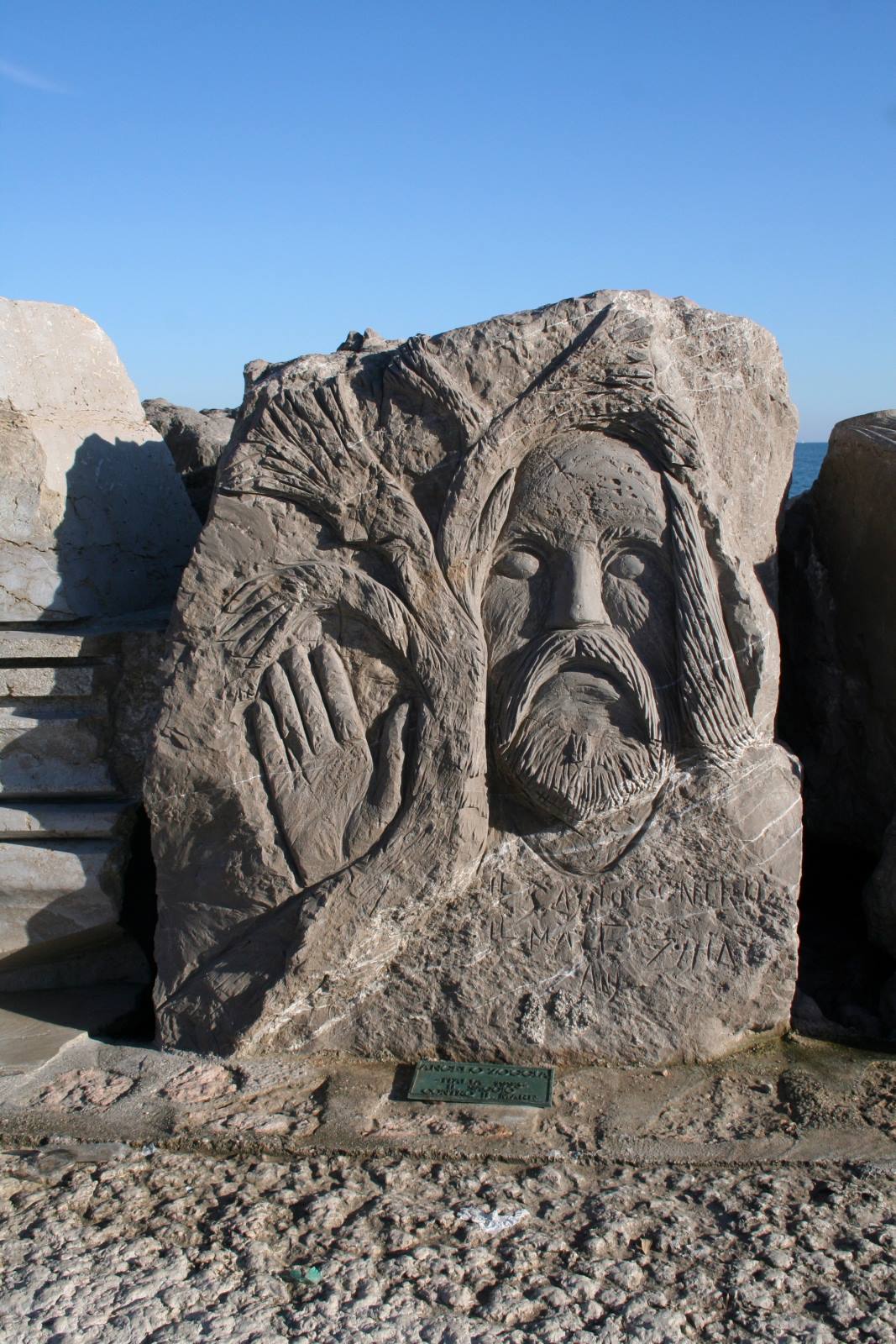 Caorle - Sculture sul lungo mare