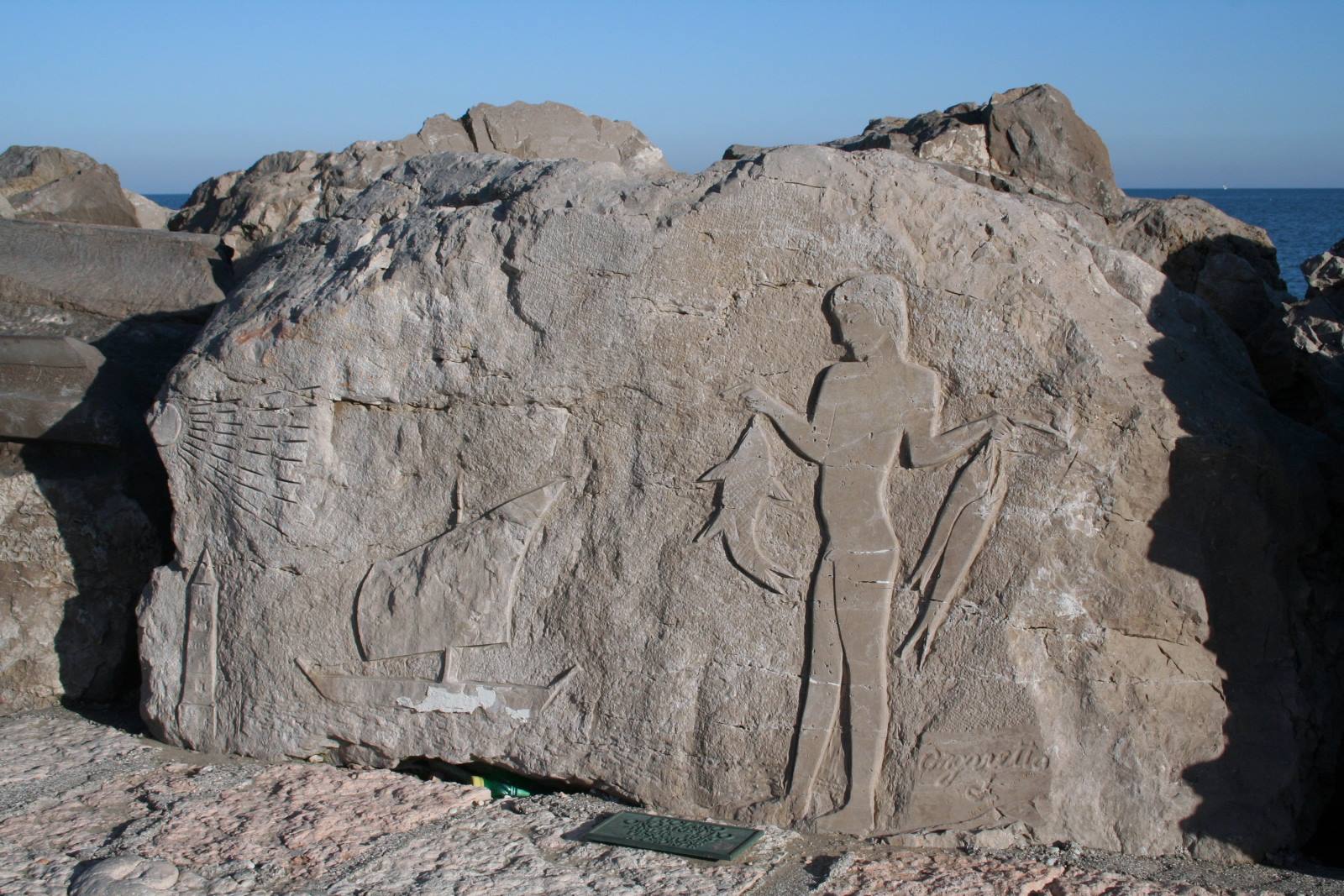 Caorle - Sculture sul lungo mare