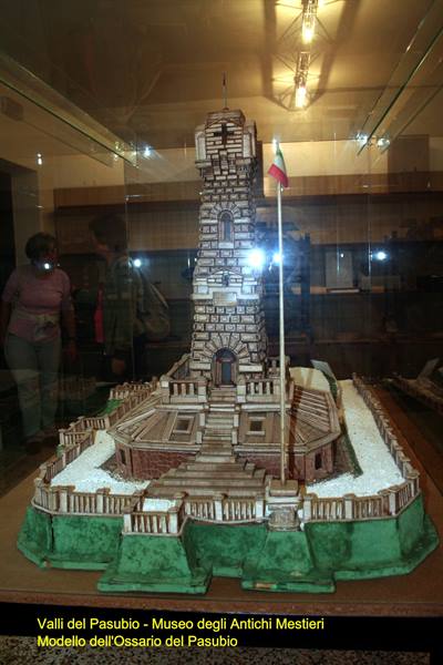 Valli del Pasubio - Museo - Modello dell'Ossario Caduti