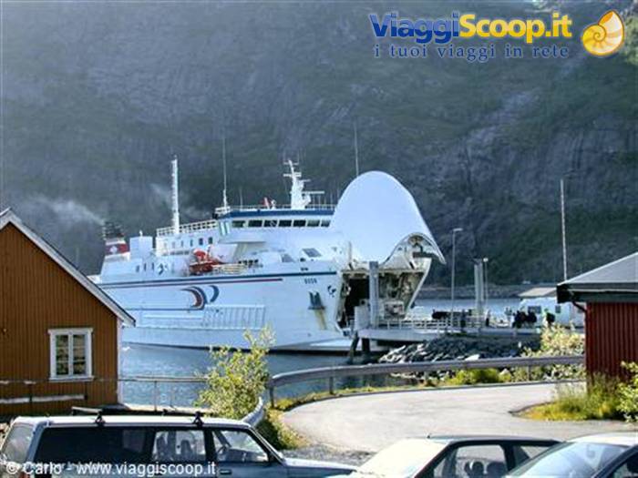 Traghetto per le Lofoten