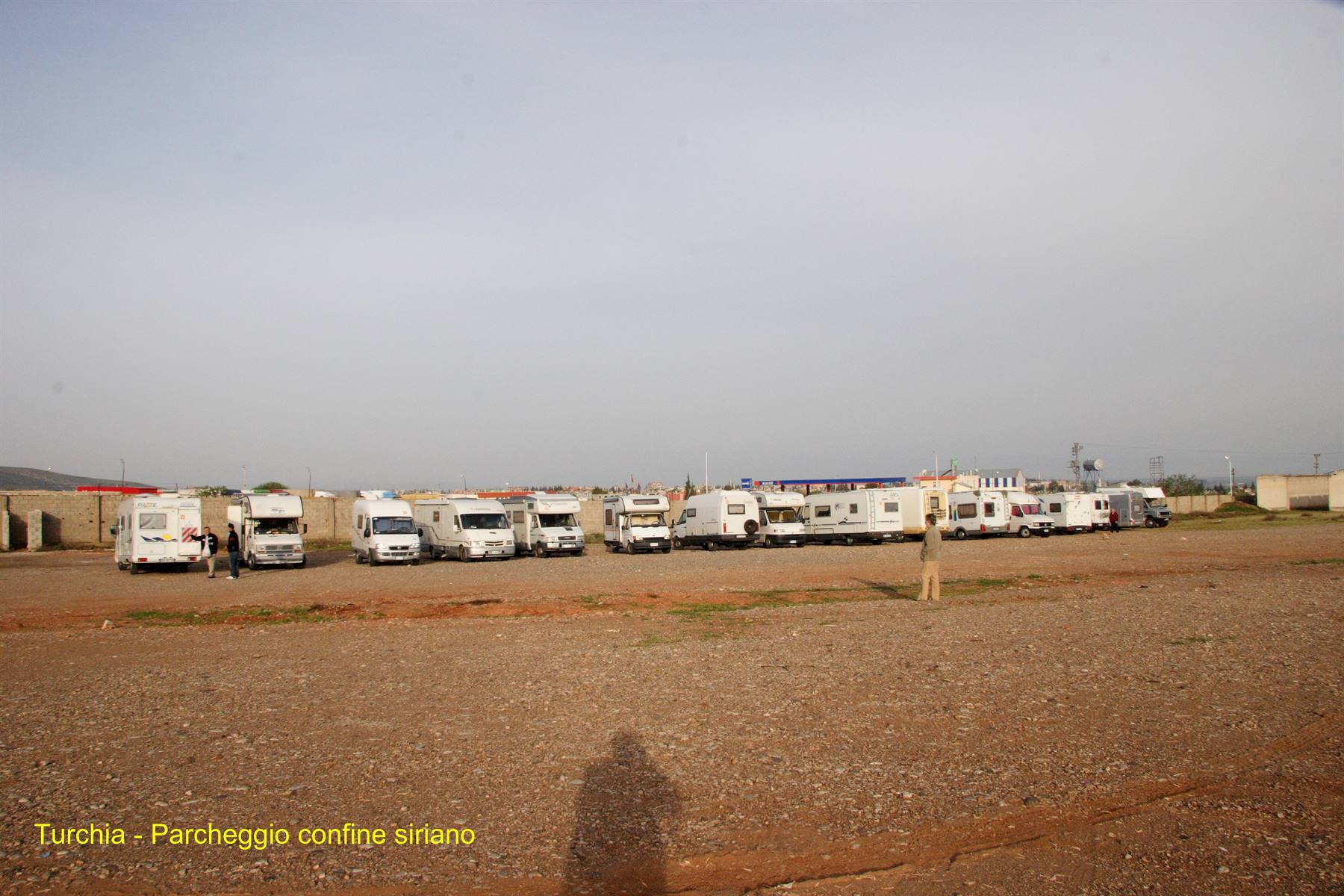Turchia - Parcheggio al confine siriano