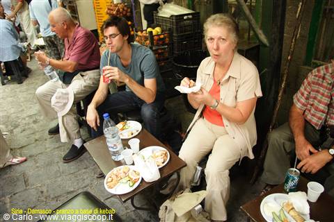 Siria - Damasco - pranzo a base di kebab