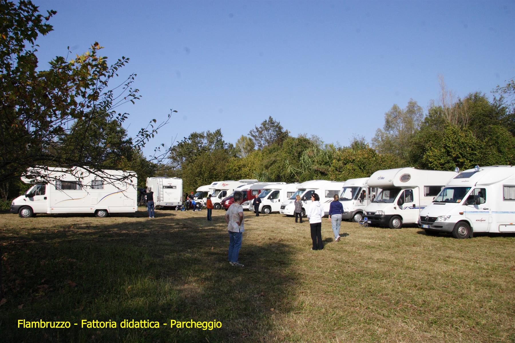 Flambruzzo - Fattoria didattica - parcheggio