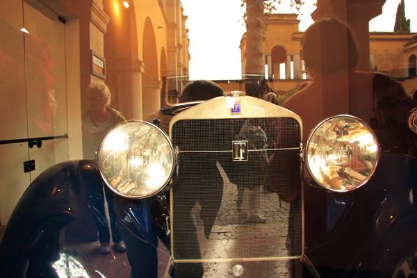 Gardone Riviera - il Vittoriale - l'auto di Dannunzio
