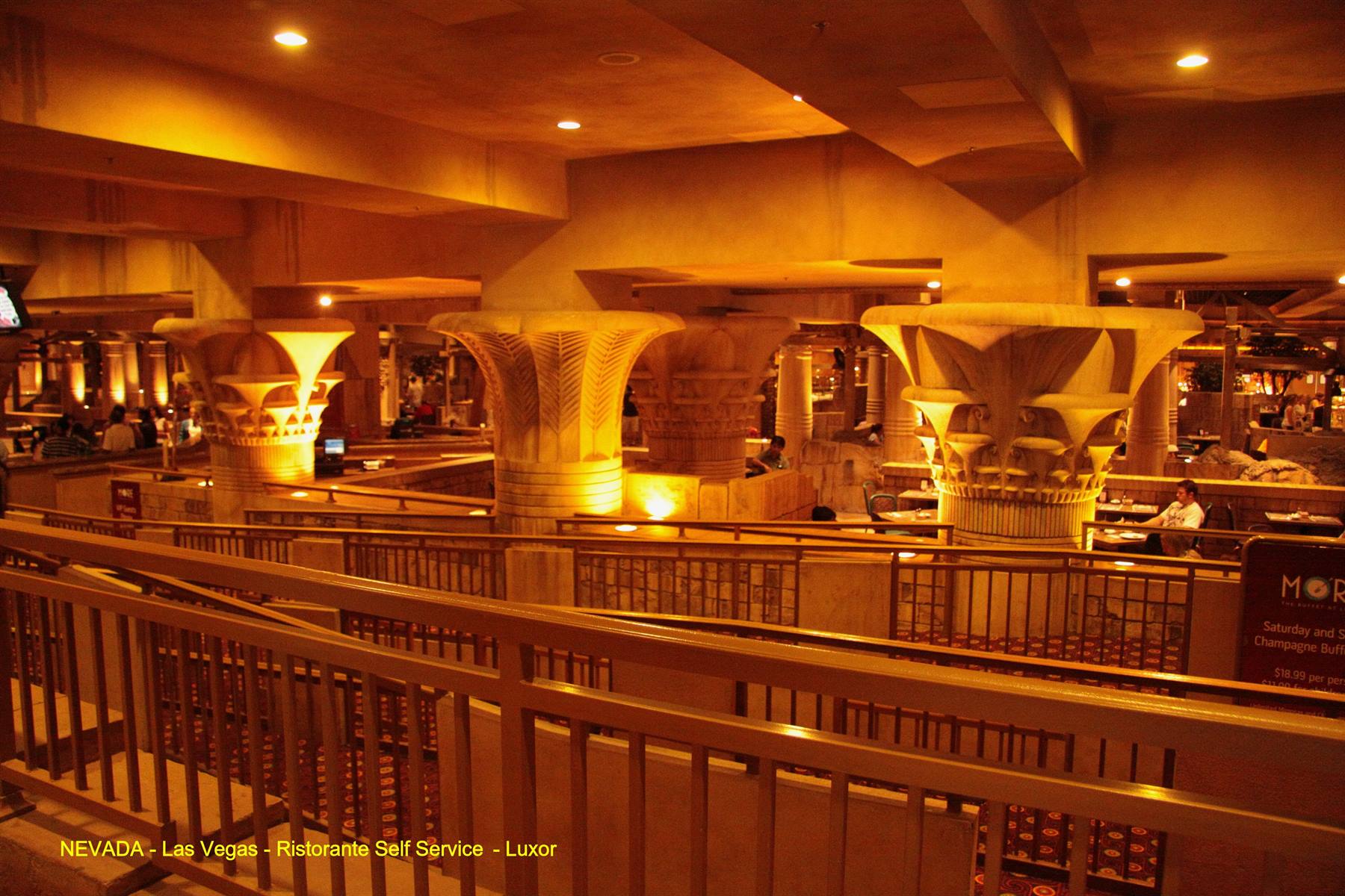 Las Vegas - Hotel Luxor - Self Service